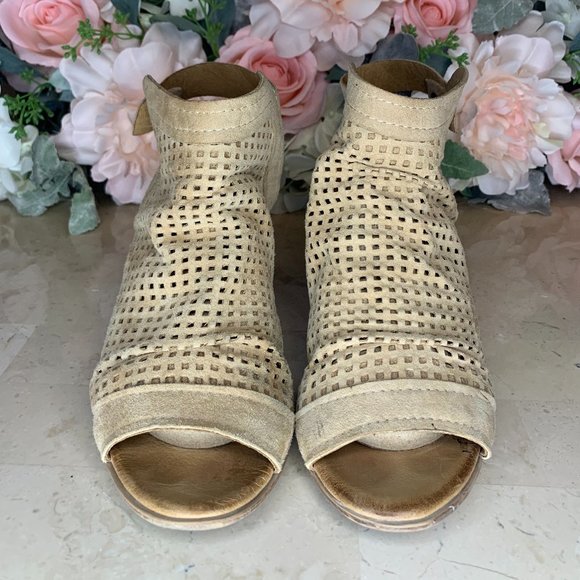 Bueno size 38 - Picture 4 of 8